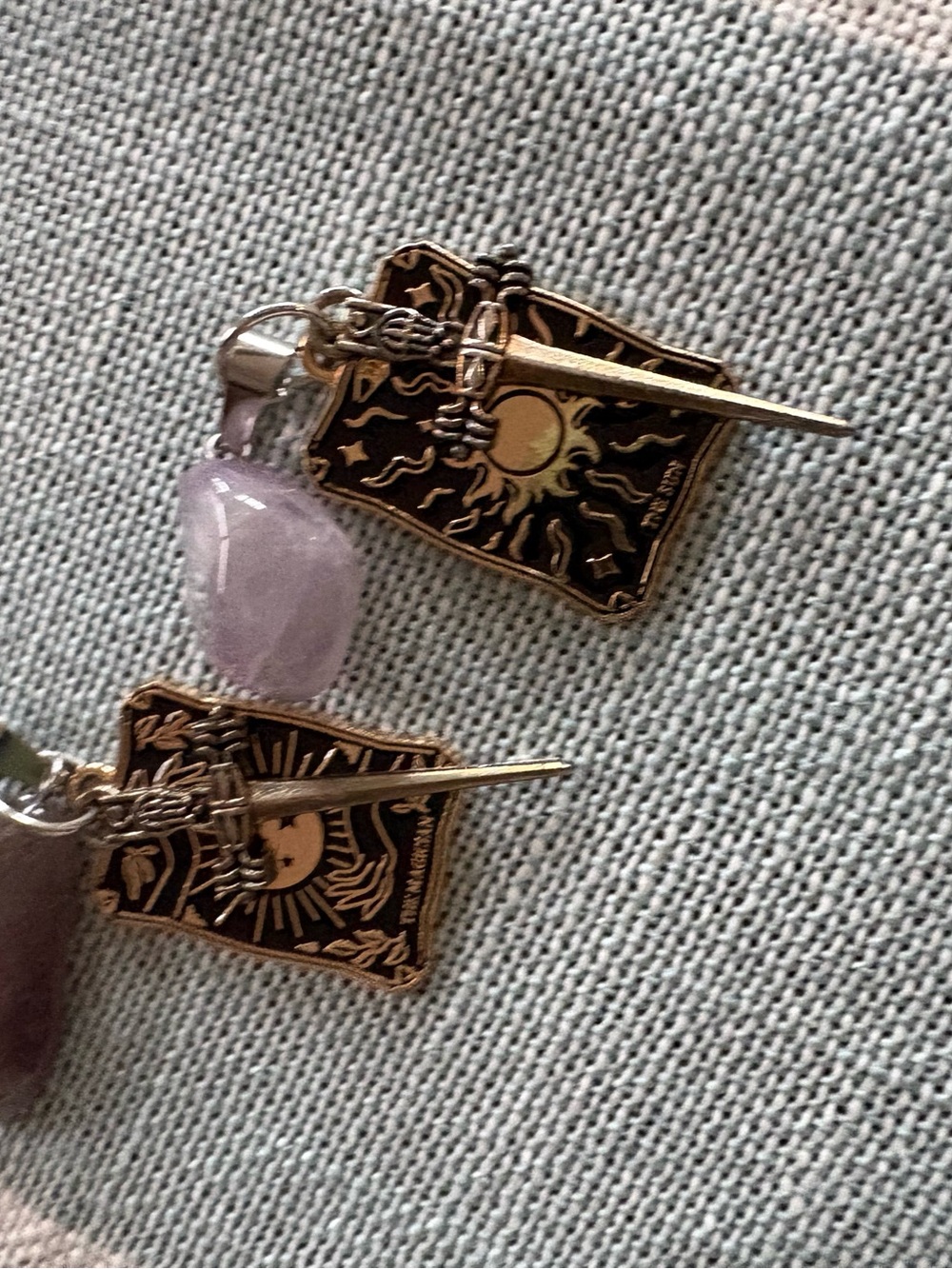Set of four Amethyst Teardrop Tarot Charms with daggers - Picture 2 of 3